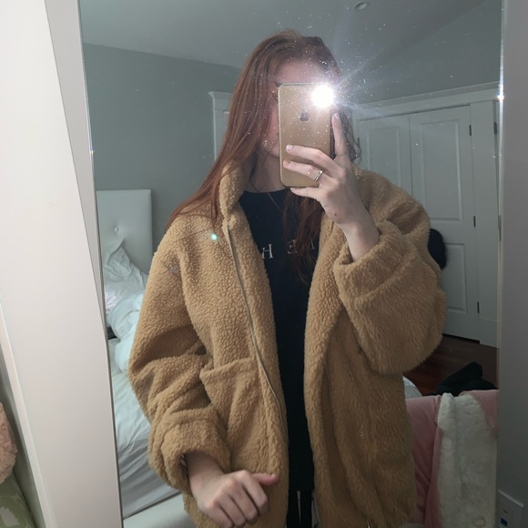 Oversized Teddy Bear Coat - Picture 2 of 2